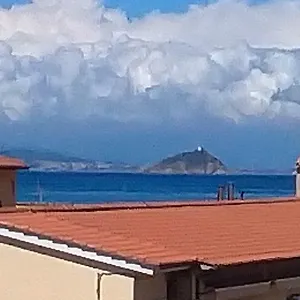  Appartamento Giallo Italia